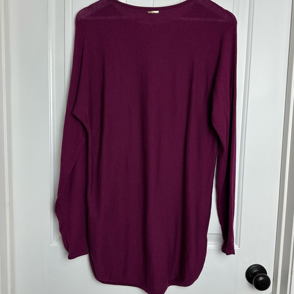 Michael Kors Burgundy long sleeved knit top size small - Picture 7 of 8